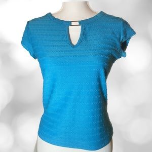 Women's French Blue Hiatus Top. Silver Bar Accent, Split Neck, Large,  EUC